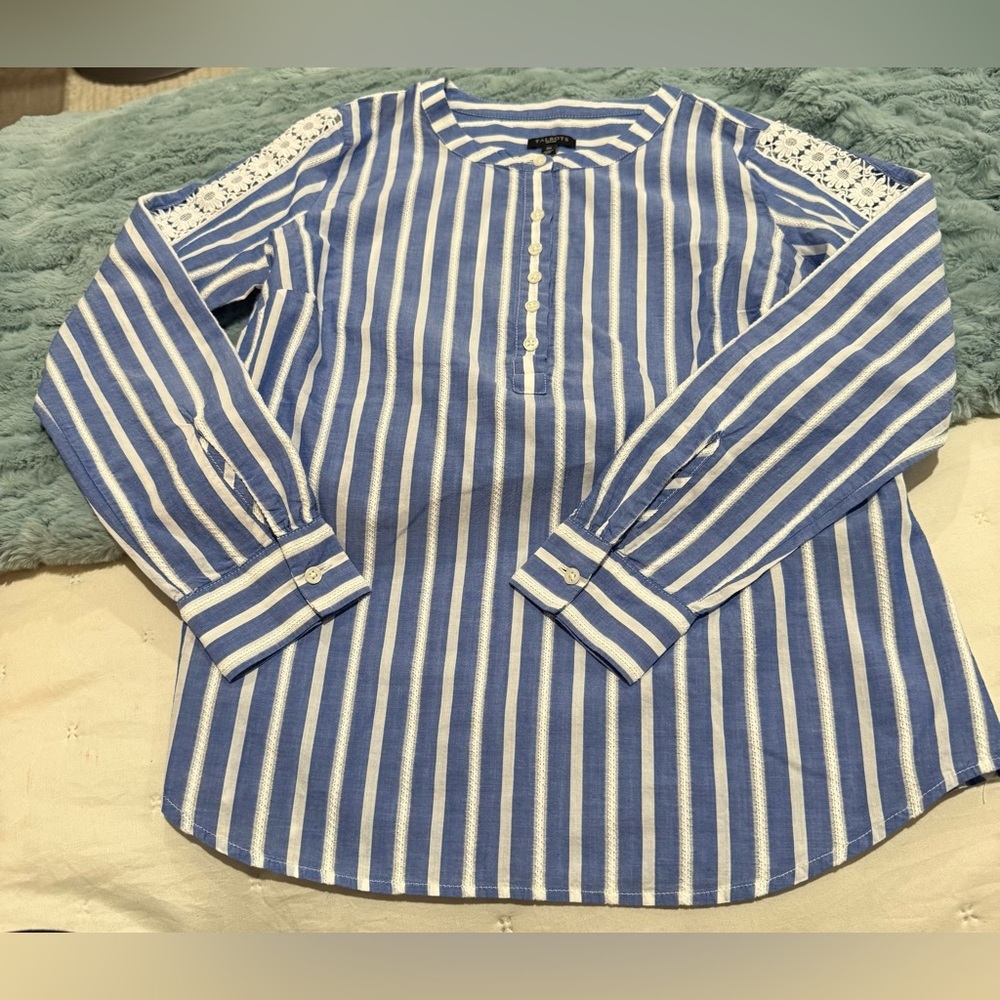 Talbots  Blue and White Cotton Striped Blouse with Lace Shoulder Insets Size SP